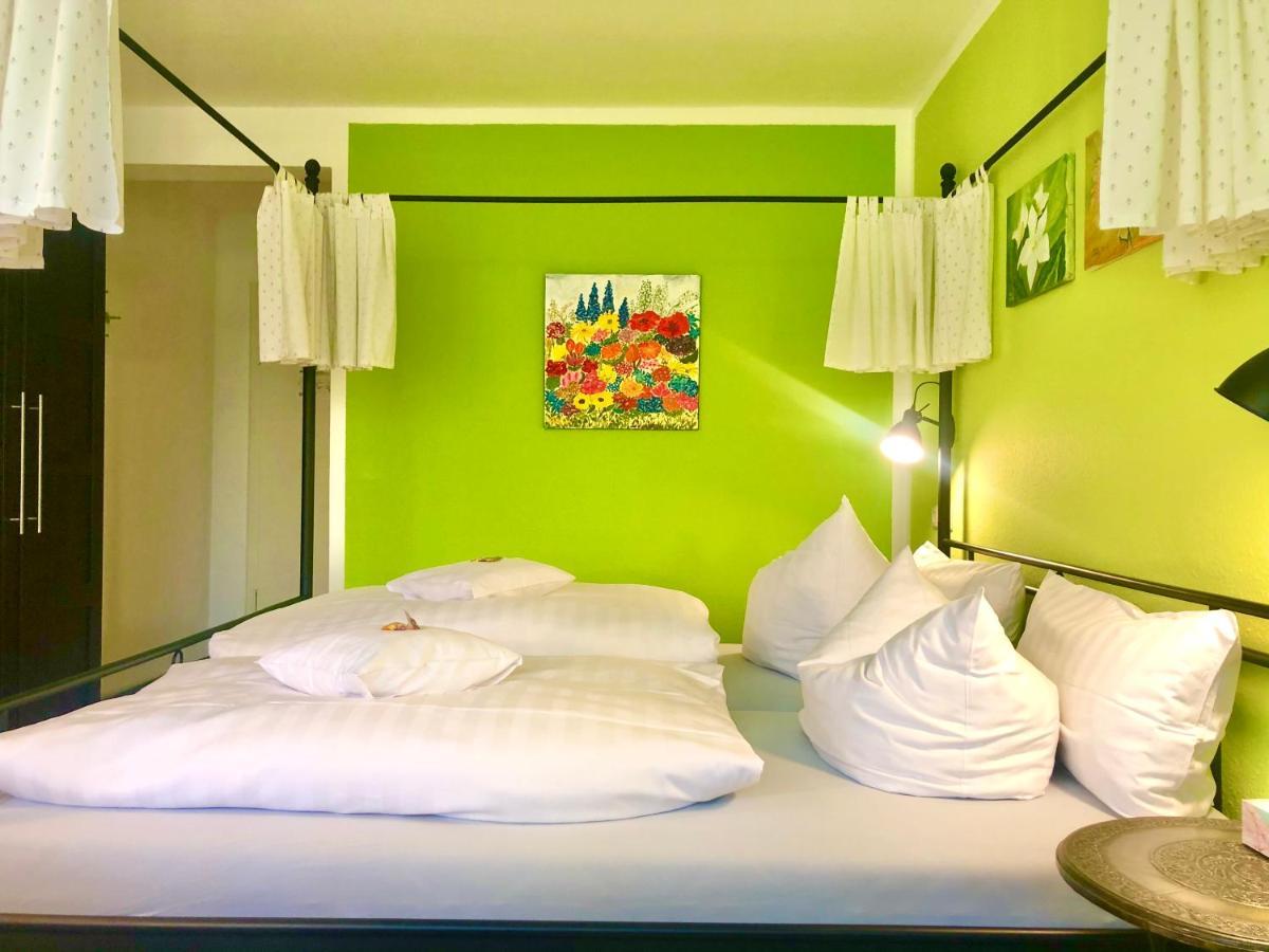 Hotel Haus Am Kurpark à Schömberg Extérieur photo