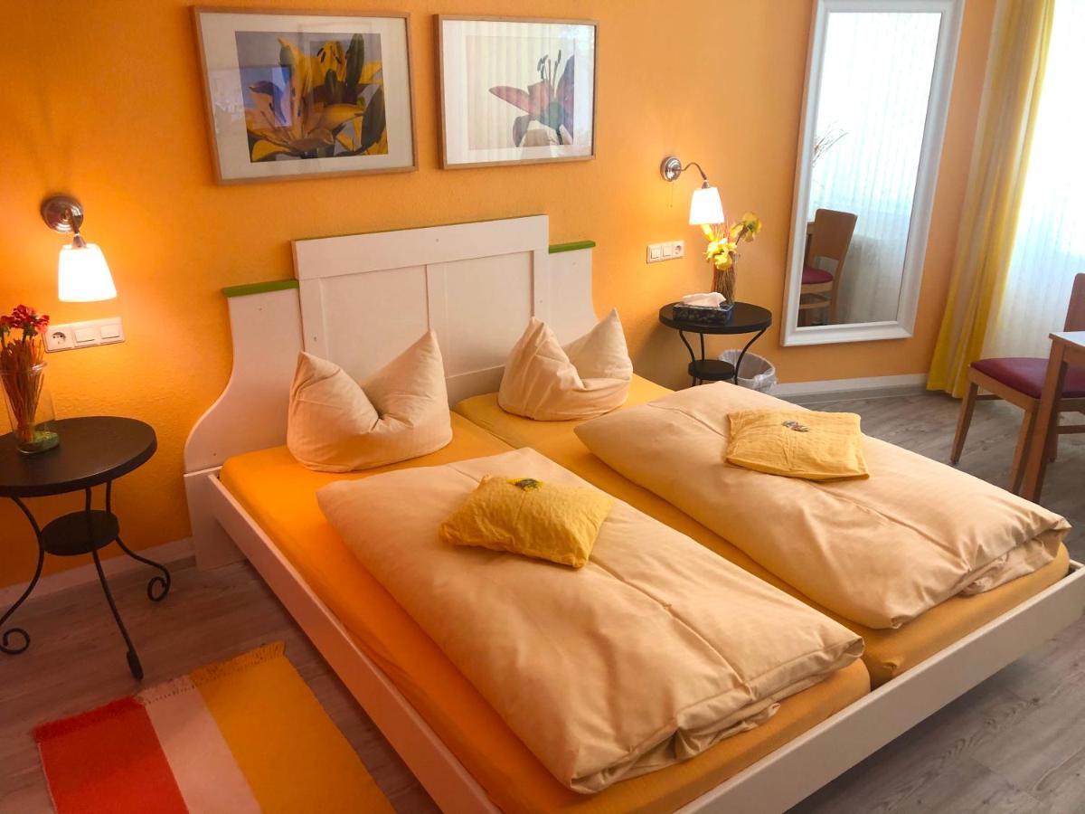 Hotel Haus Am Kurpark à Schömberg Extérieur photo
